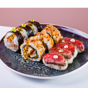 meaty roll box (10 piece)